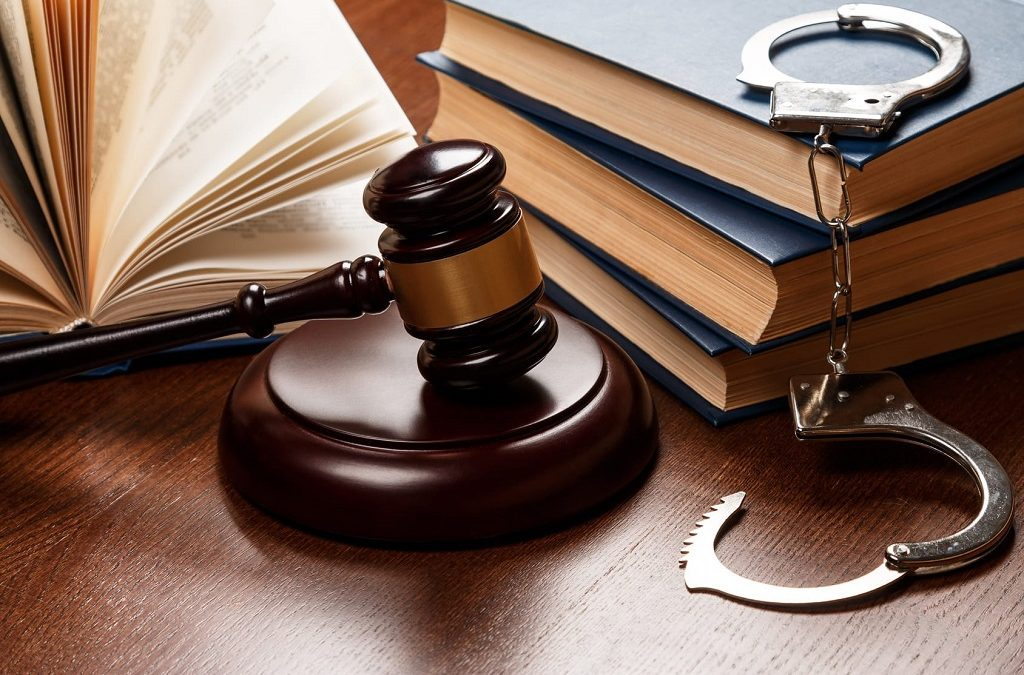 Reasons To Hire And Things To Consider When Hiring A Criminal Attorney