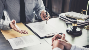 4 Tips For Hiring A Good Lawyer
