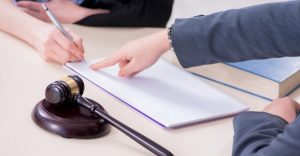 4 Things You Need to Consider Before Hiring a Personal Injury Lawyer