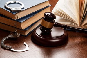 Client Manual: Tips To Hire A Lawyer And Not Regret It